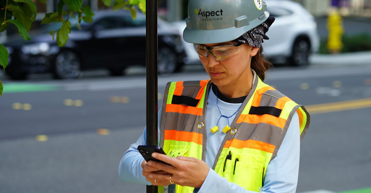Beyond Features: Choosing the Best Mapping and GIS Hardware